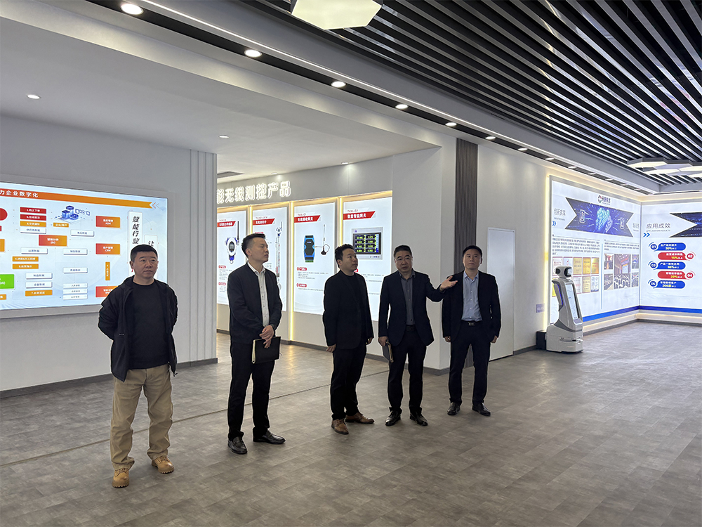 20251113明光市工信局攜重點企業及移動公司蒞臨天康集團 開展數字化建設專題調研1